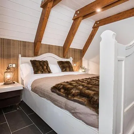 Casa Gigante De Sallent - Exclusiva Y Con Historia Nyaraló Sallent de Gállego