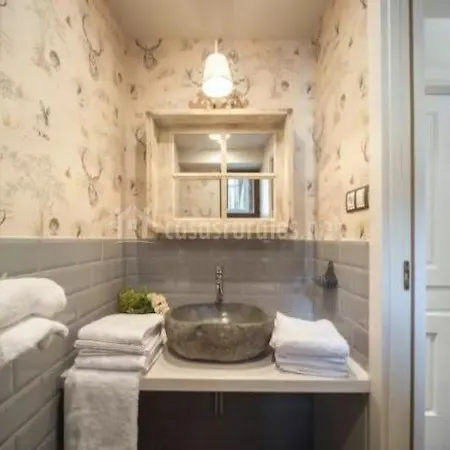 Holiday home Casa Gigante De Sallent - Exclusiva Y Con Historia Sallent De Gallego